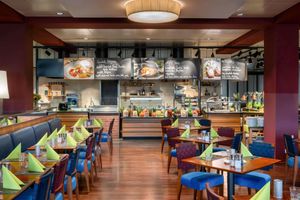 Alojamiento - Mövenpick Hotel Nuernberg Airport