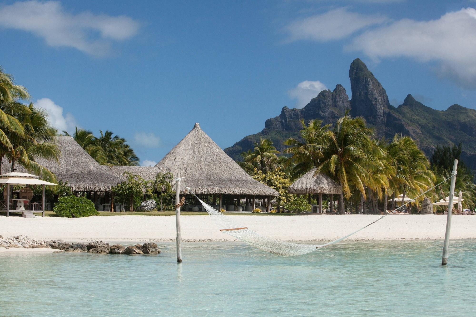 Restaurant The St. Regis Bora Bora Resort