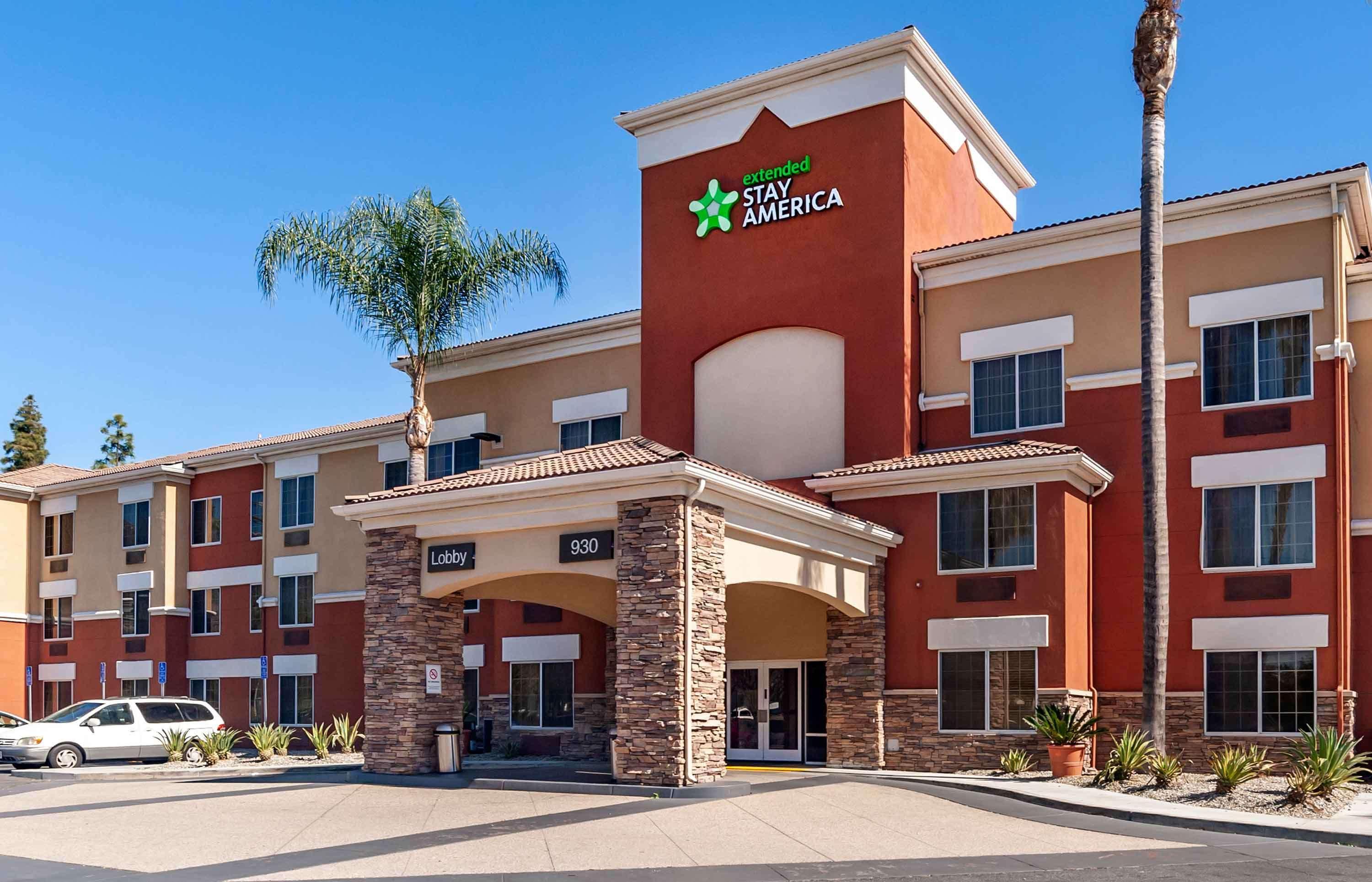 Vista Exterior Extended Stay America Suites Los Angeles Monrovia