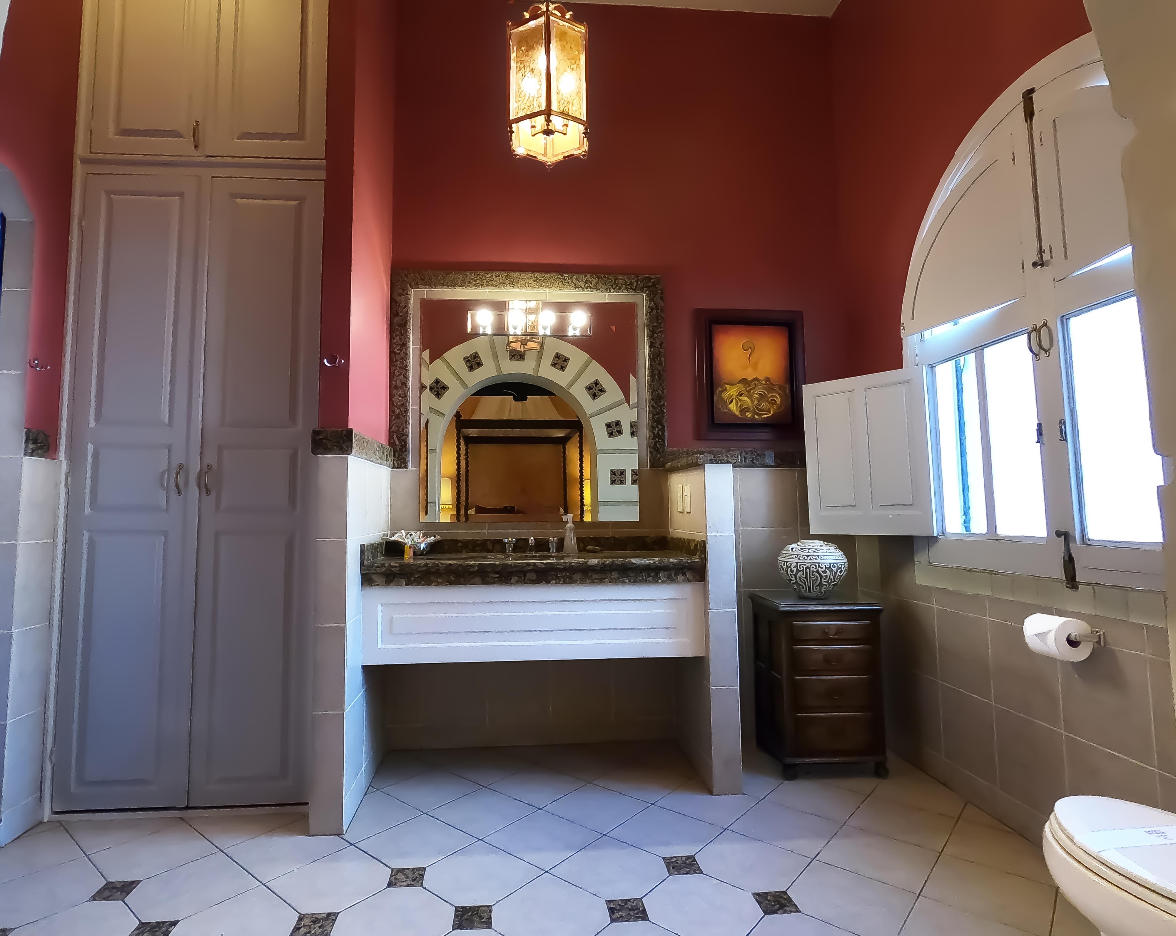 Comodidades del Alojamiento La Perla Hotel Boutique B&B