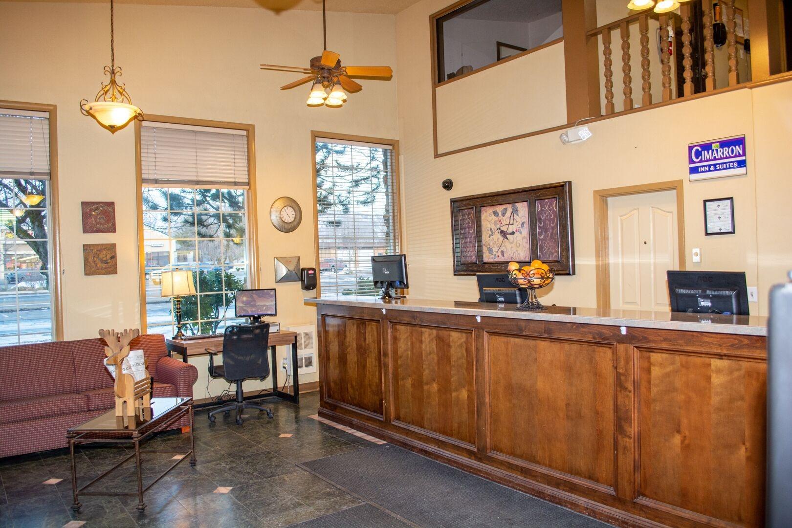 Vista Lobby Cimarron Inn Klamath Falls
