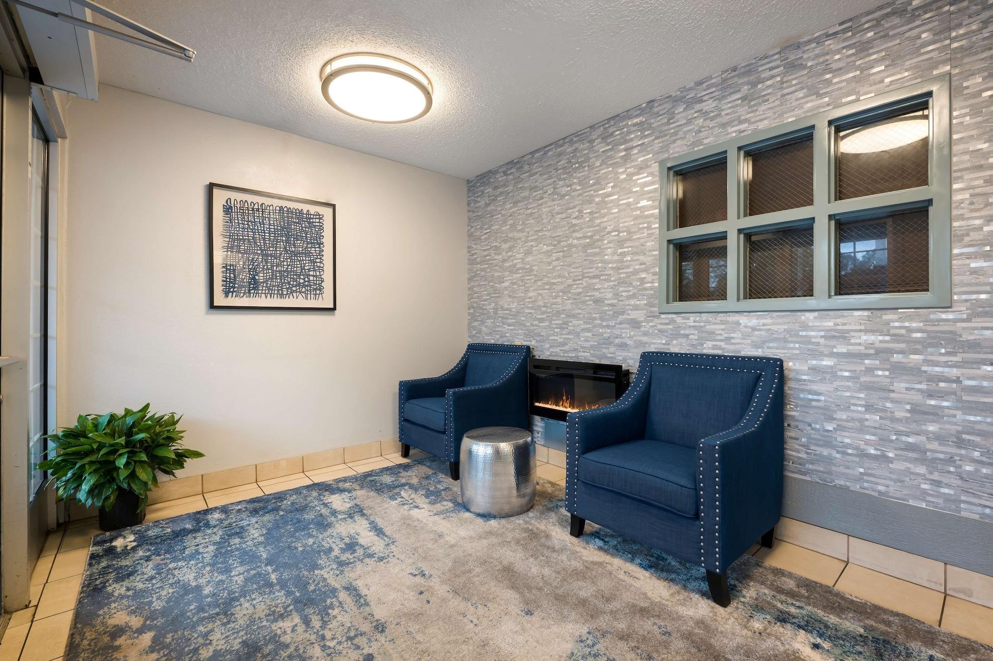 Vista Lobby Sonesta Simply Suites Huntsville Research Park