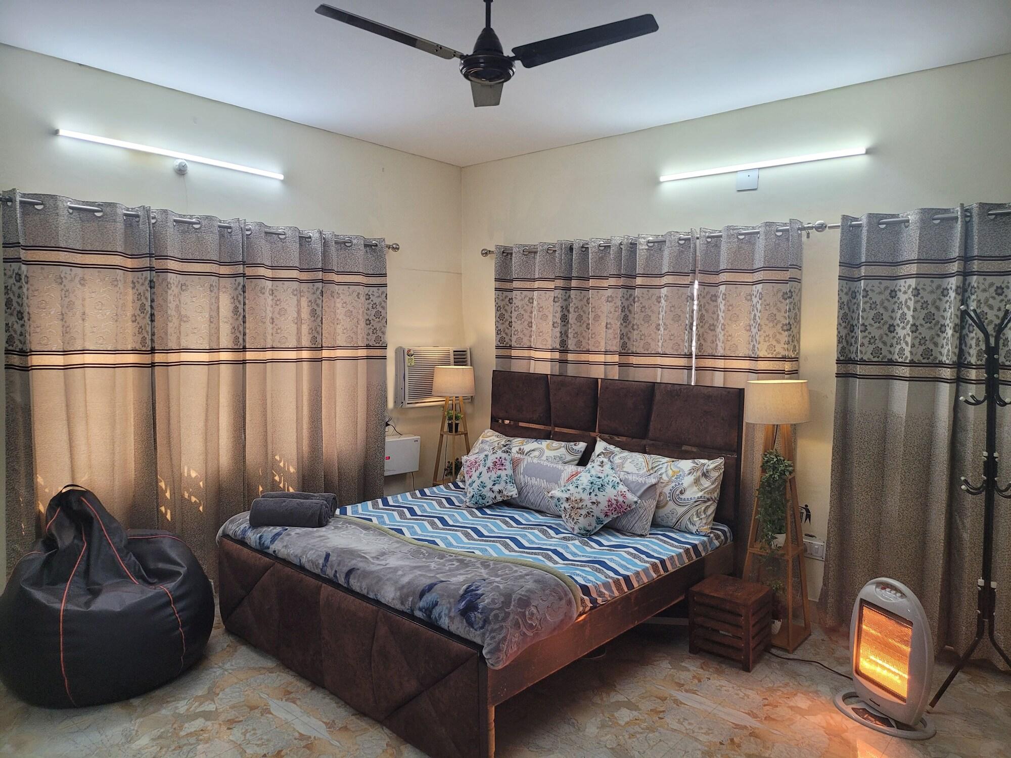 Set de Habitación Dhairya Villa Home Away From Home