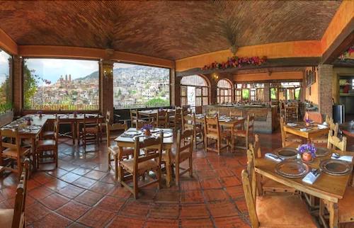 Restaurant Posada de la Misión Hotel Museo Jardín