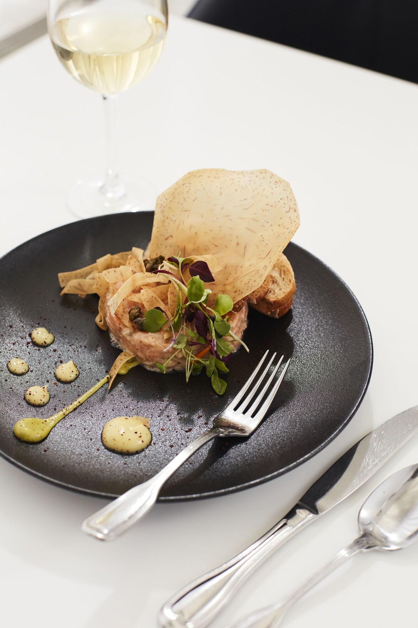 Restaurant Hilton Montreal Laval