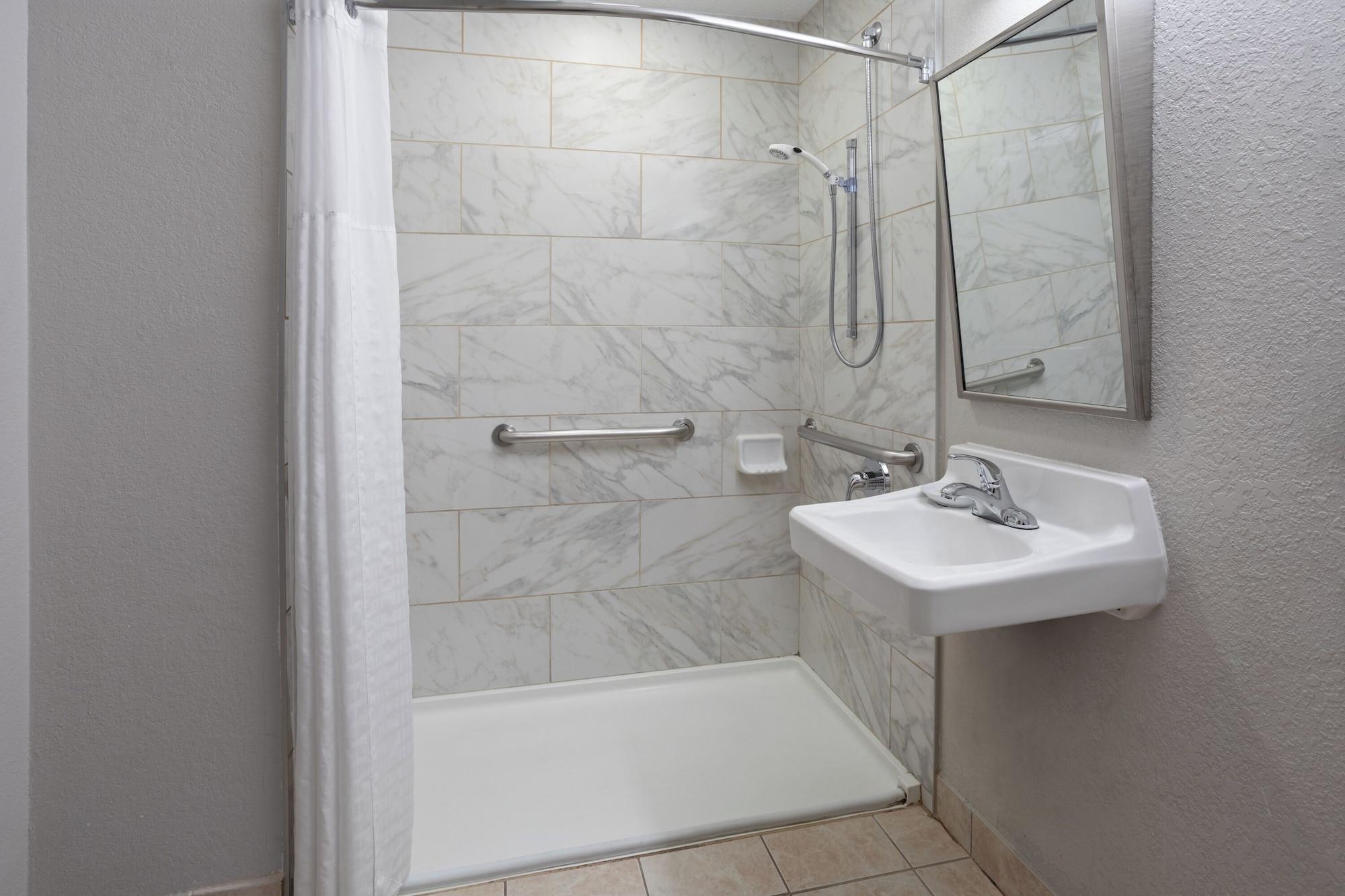 Equipamiento de Habitación Microtel Inn & Suites by Wyndham Ann Arbor