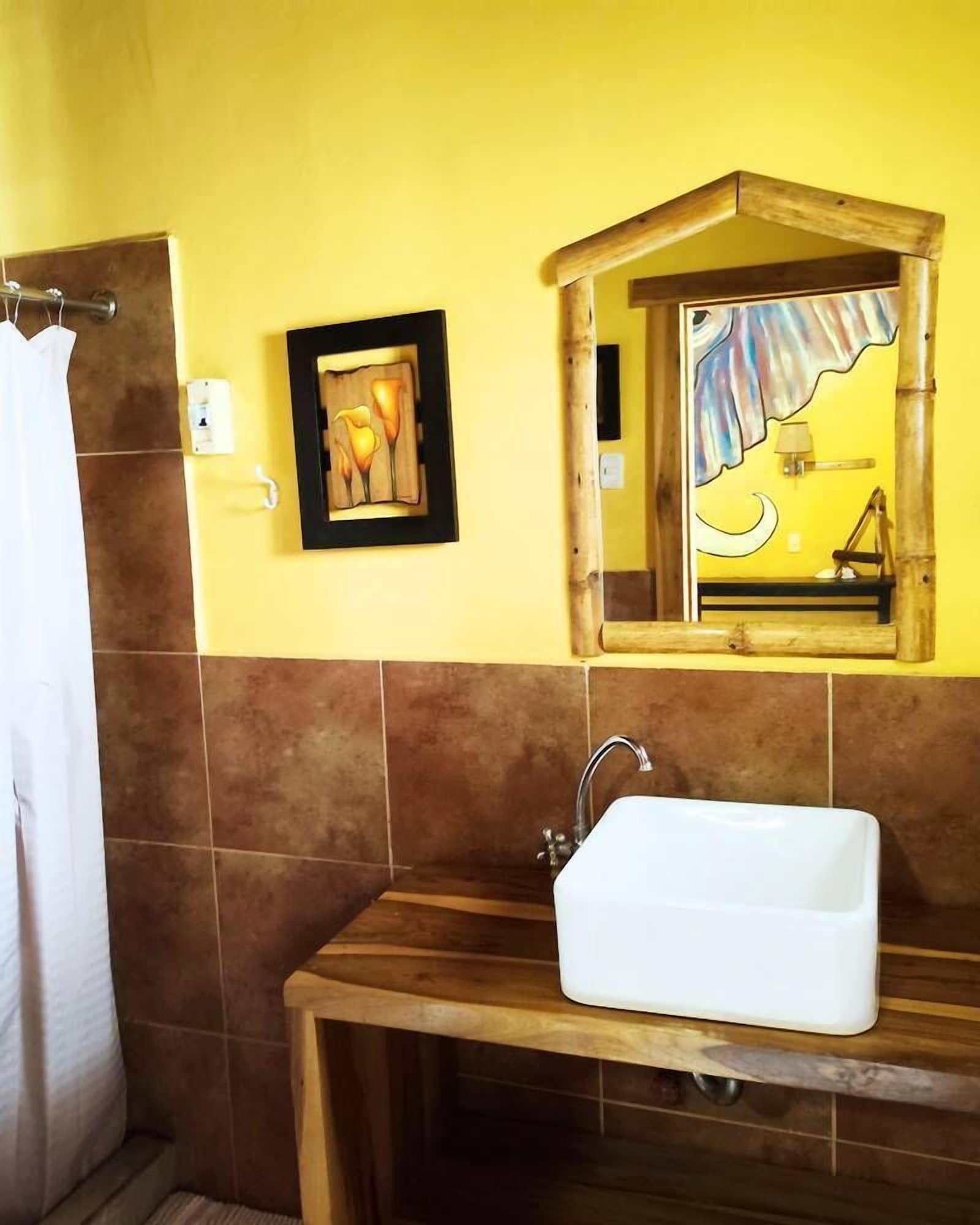 Equipamiento de Habitación CoCo Bongo Hostel