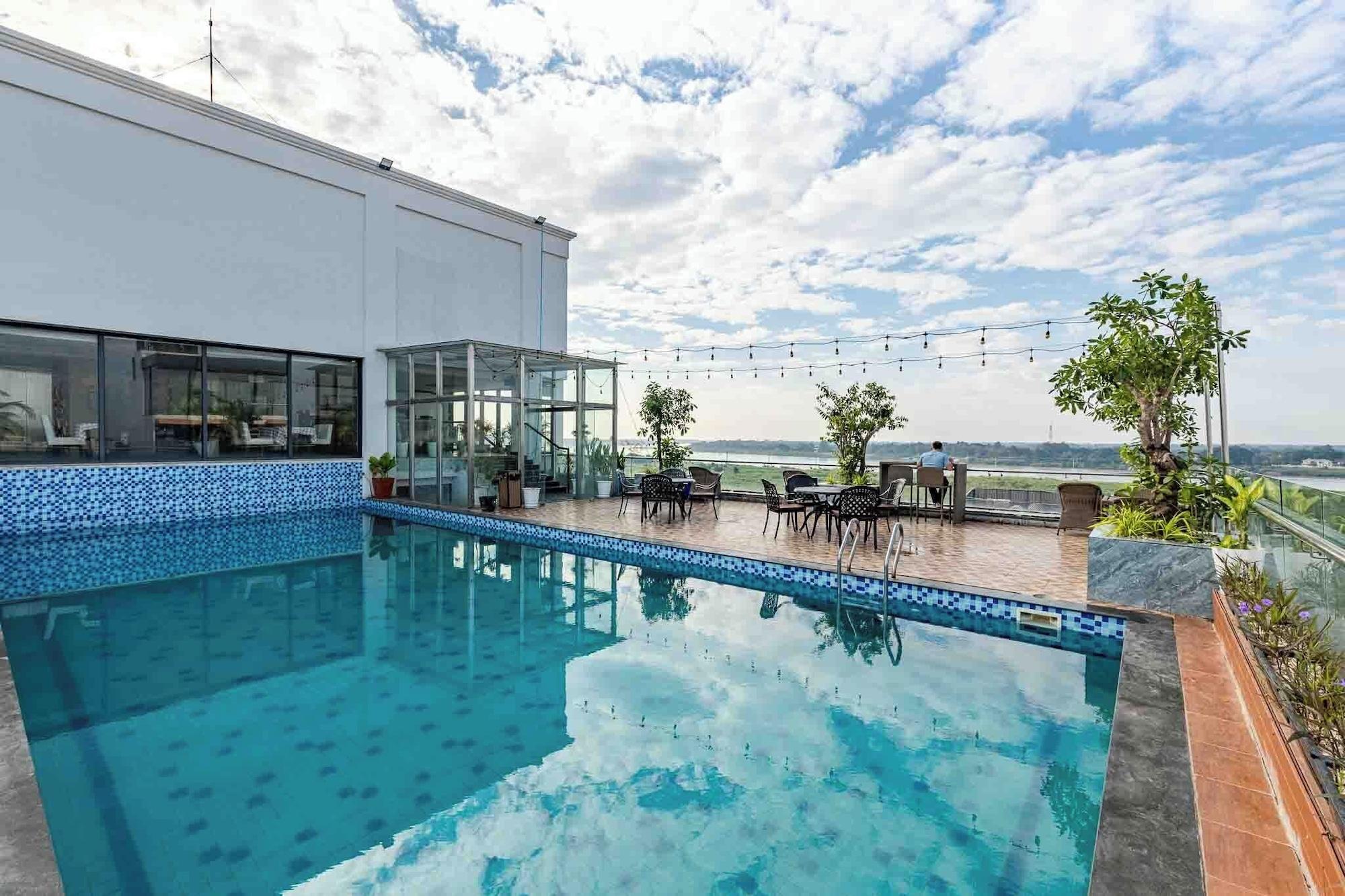 Gimnasio Aaron Vientiane Hotel