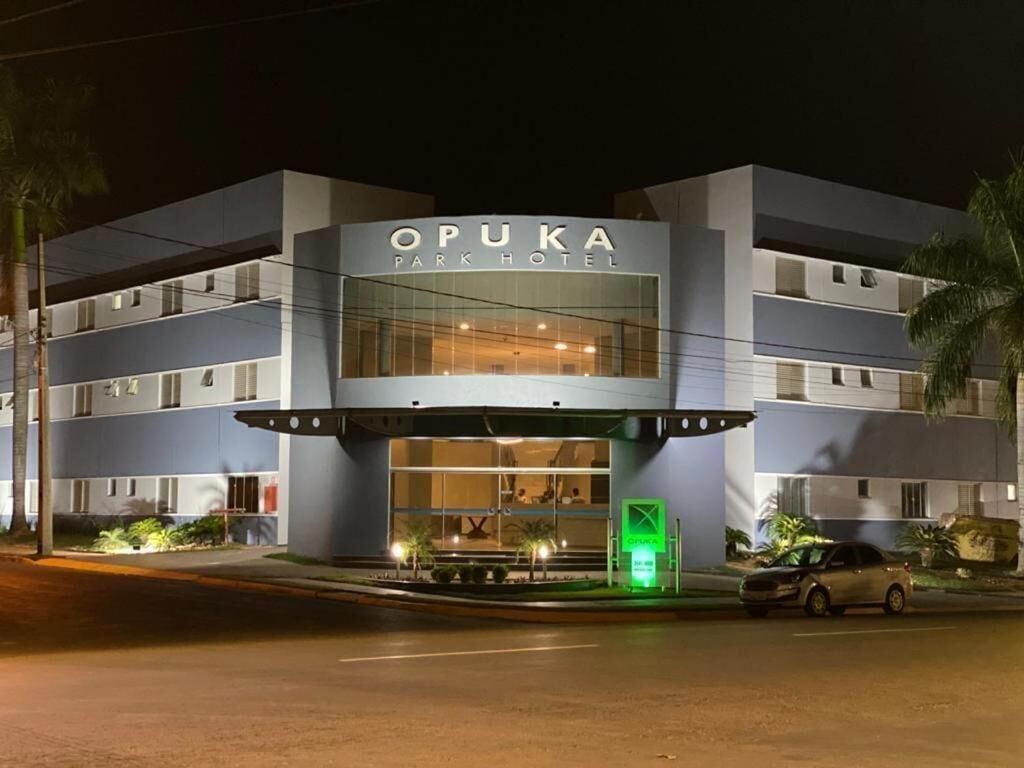 Vista Exterior Hotel Opuka