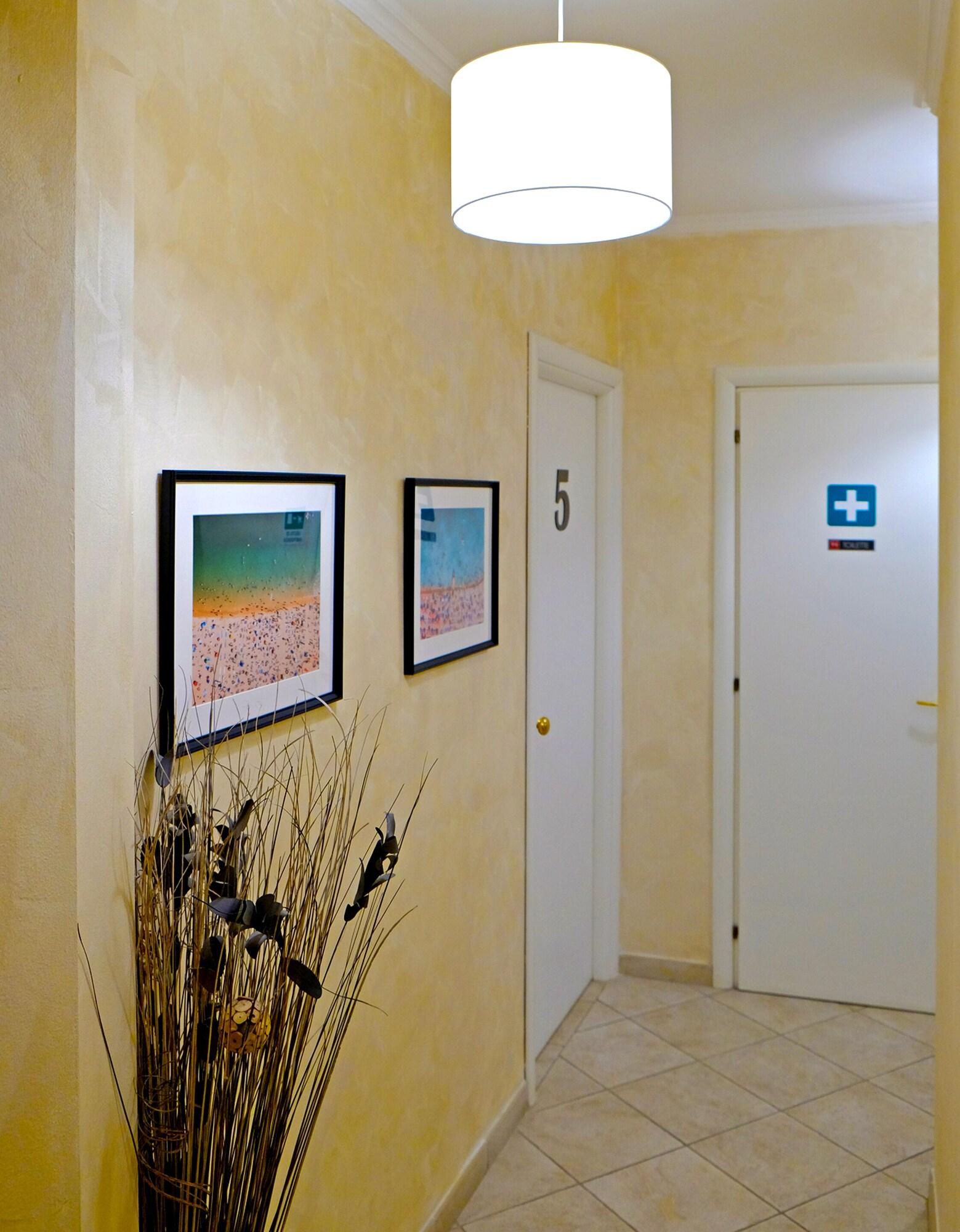 Vista Lobby Re Monti Guesthouse