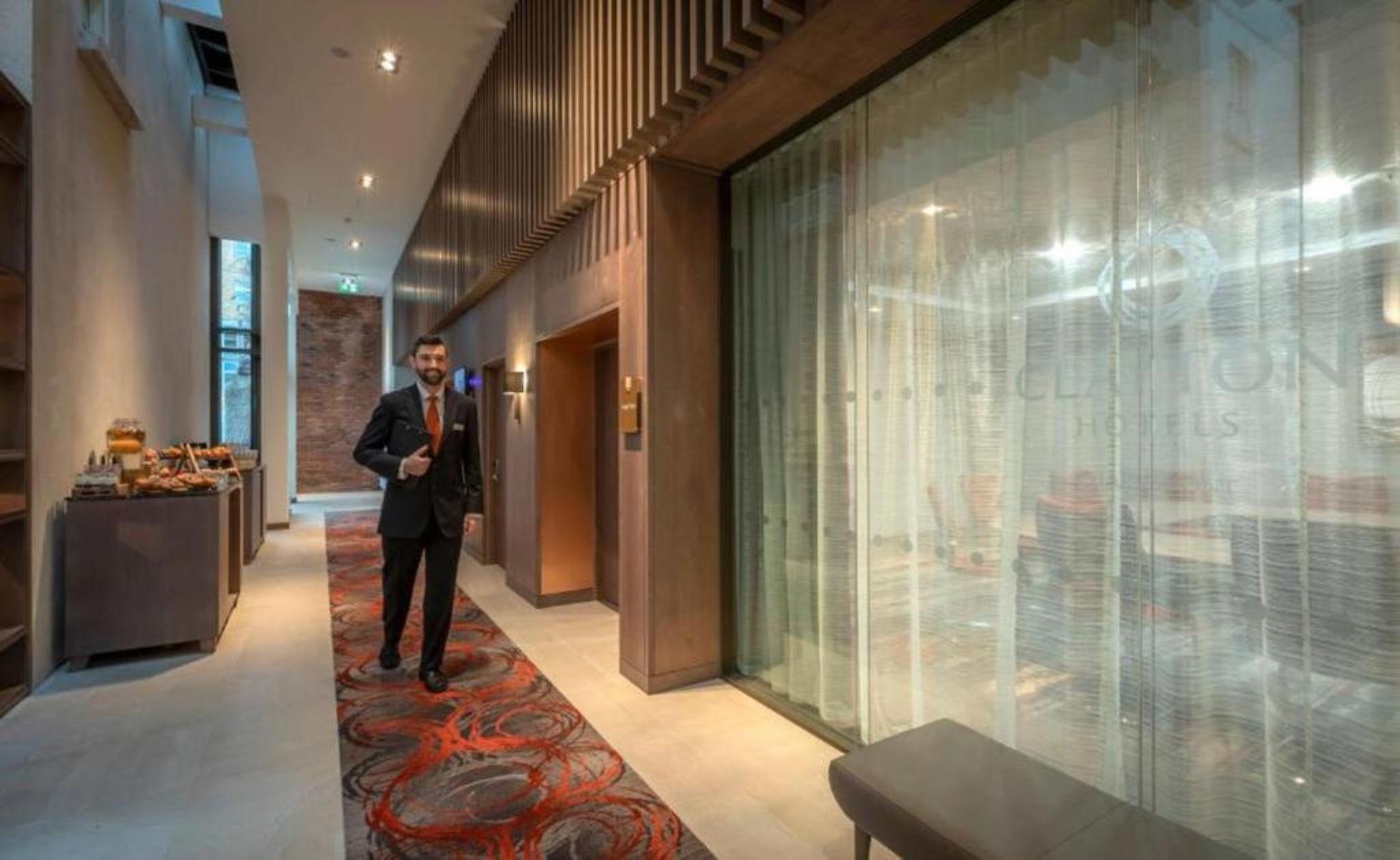 Vista Lobby Clayton Hotel Glasgow