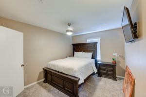 Alquiler Vacacional - Quiet, Cozy Townhouse w/ all new appliances and furniture.