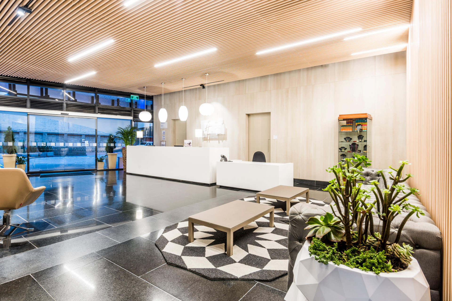 Vista Lobby Holiday Inn Express & Suites Bogota DC