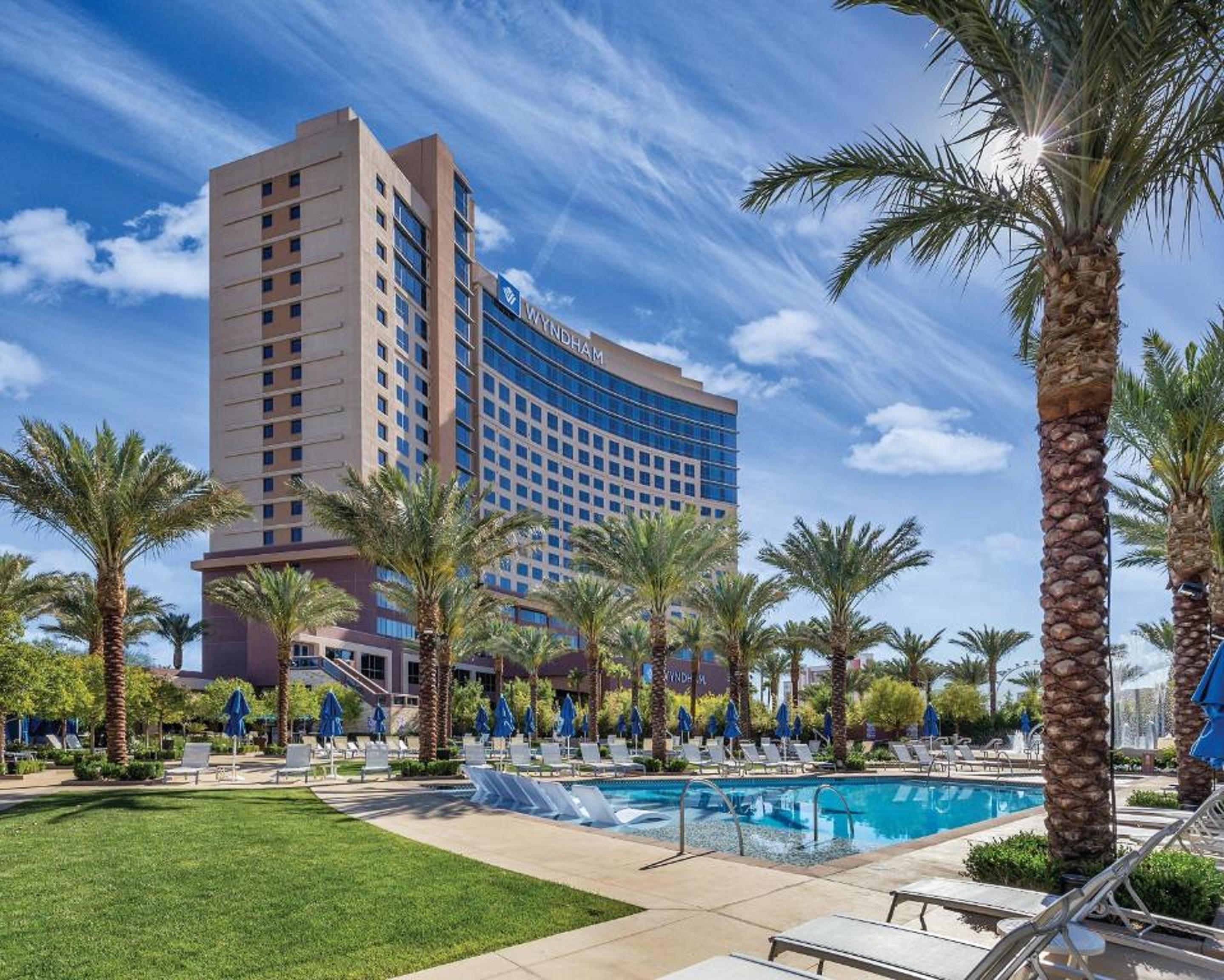 Vista Exterior Club Wyndham Desert Blue