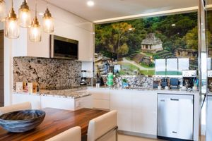 Alojamiento - 1 Bedroom Swim-Up Suite - Your Private Poolside Escape!