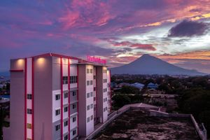 Alojamiento - favehotel Bitung