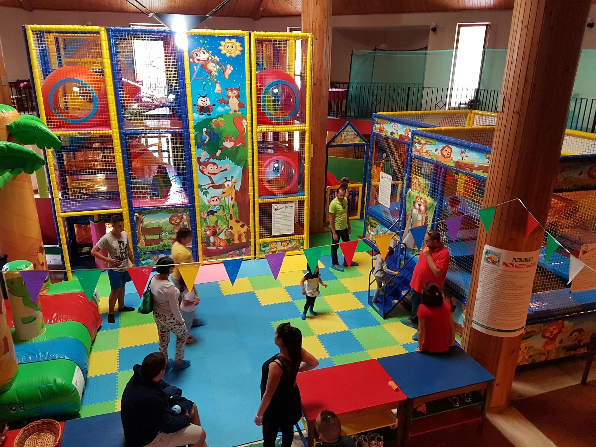 Instalaciones Recreativas Hotel del Lago Ampollino