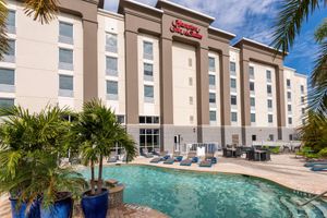 Alojamiento - Hampton Inn & Suites Fort Myers - Colonial Blvd