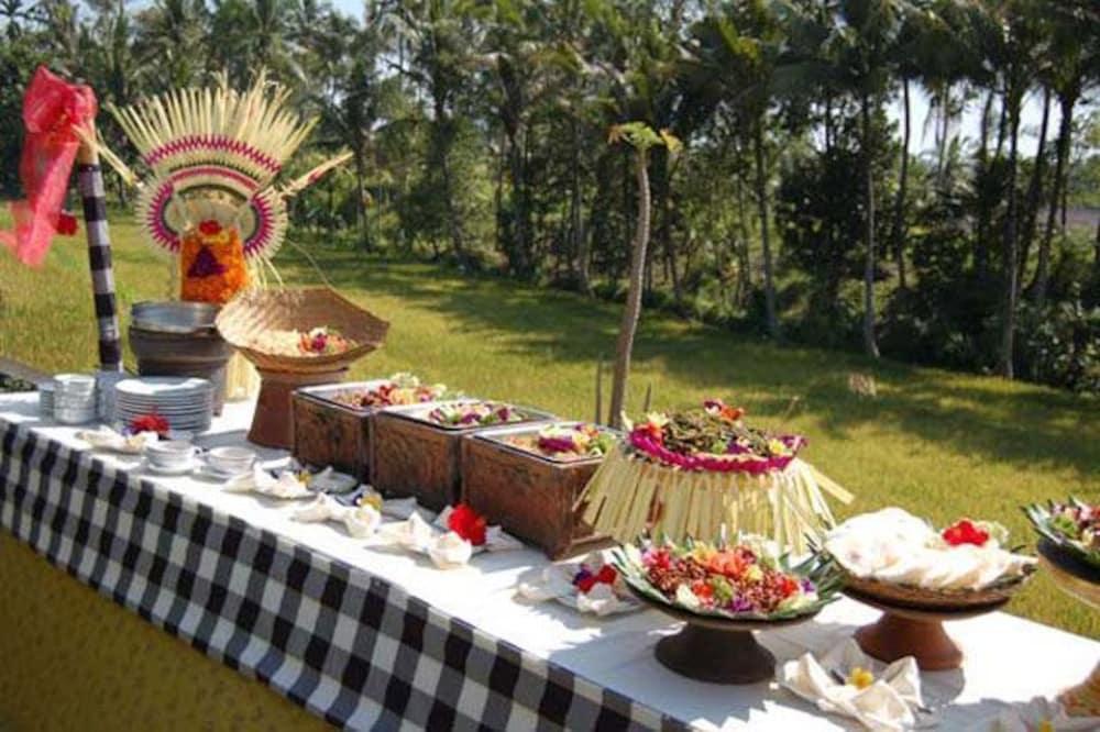 Restaurant Puri Taman Sari Hotel