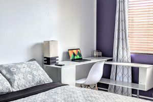 Alojamiento - 1 Bedroom + Shared Bathroom