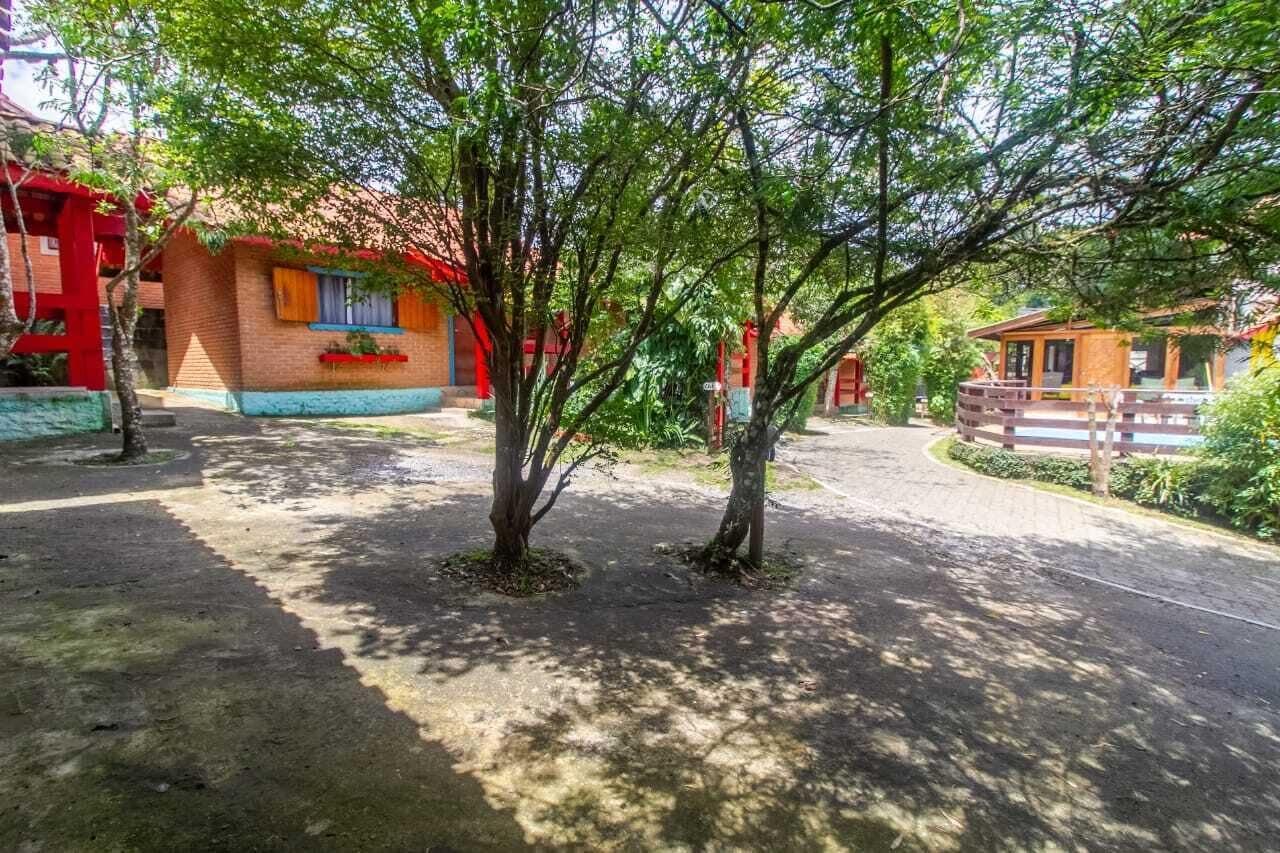 Comodidades del Alojamiento Pousada Chalana