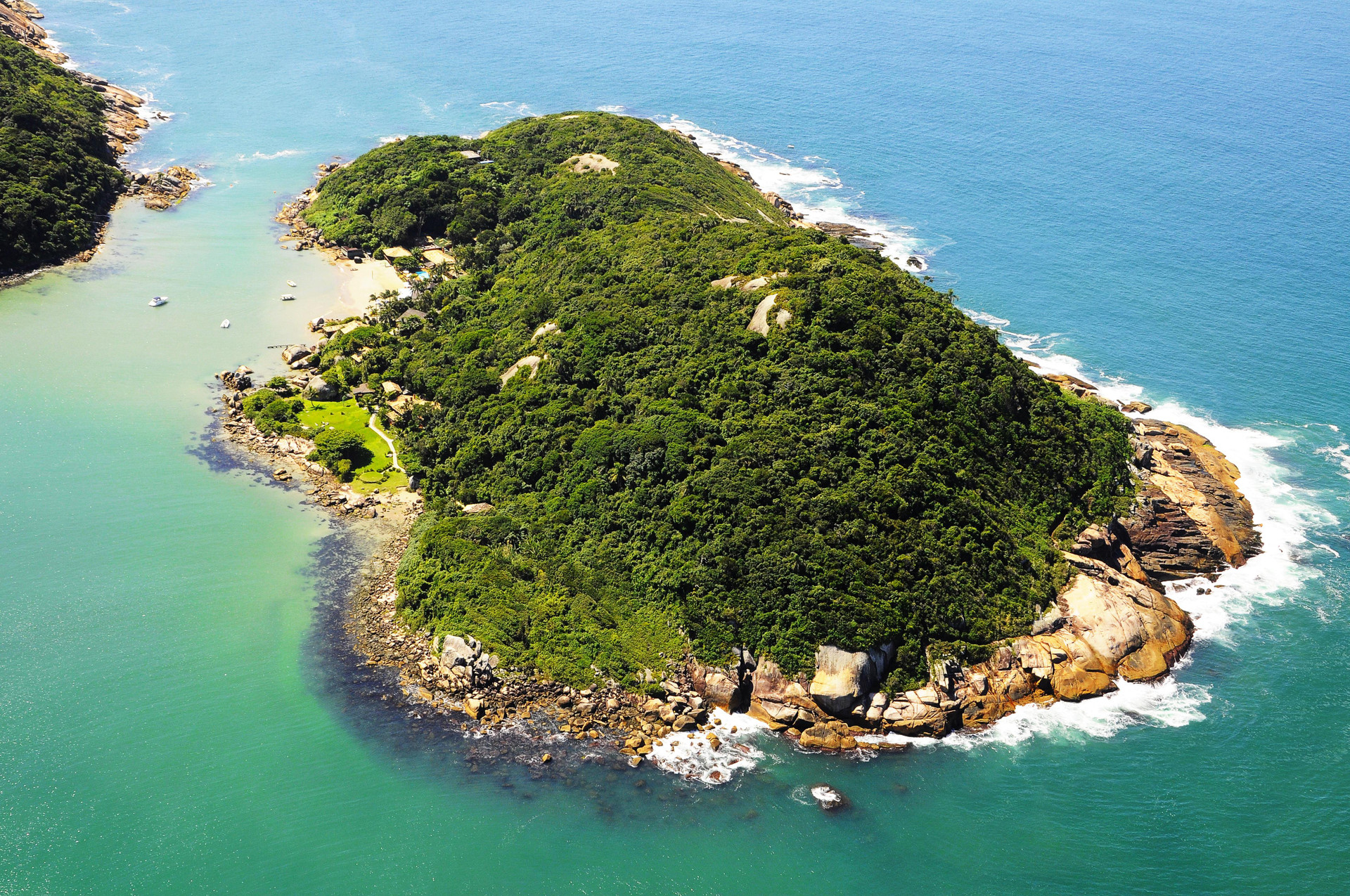 Vista Exterior Pousada Ilha do Papagaio