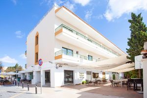 Alojamiento - Hotel Los Rosales