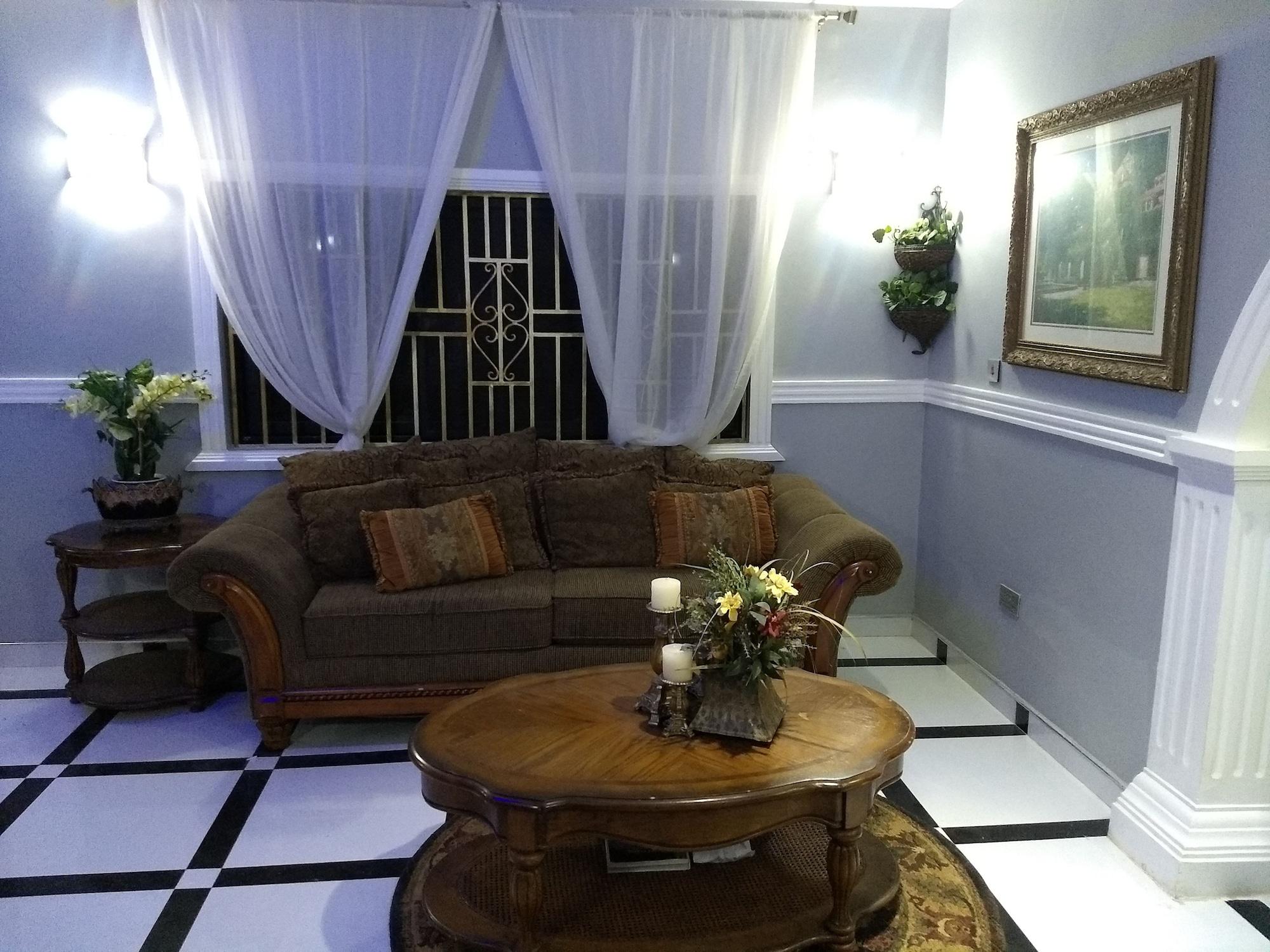 Vista Lobby The Winford Boutique Hotel Achimota