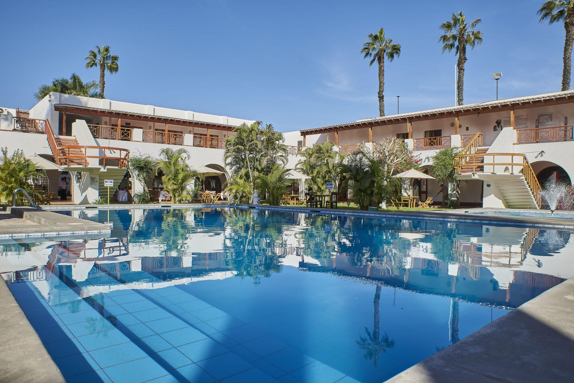 Vista Exterior DM Hoteles Nasca
