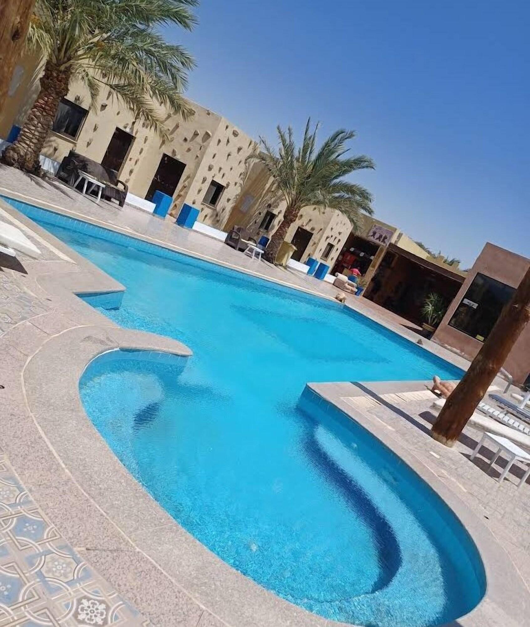 Vista Piscina Bait Alaqaba dive center resort