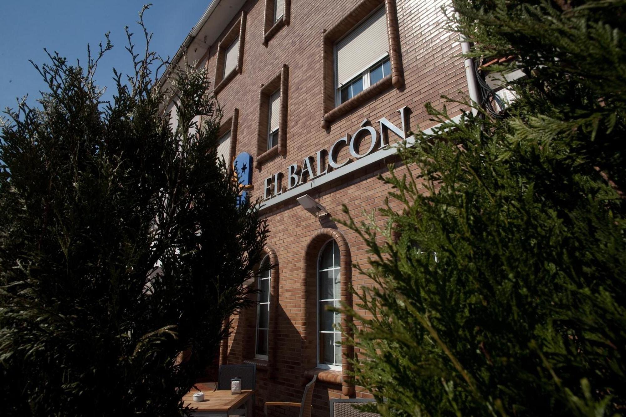 Vista Exterior Hotel El Balcón