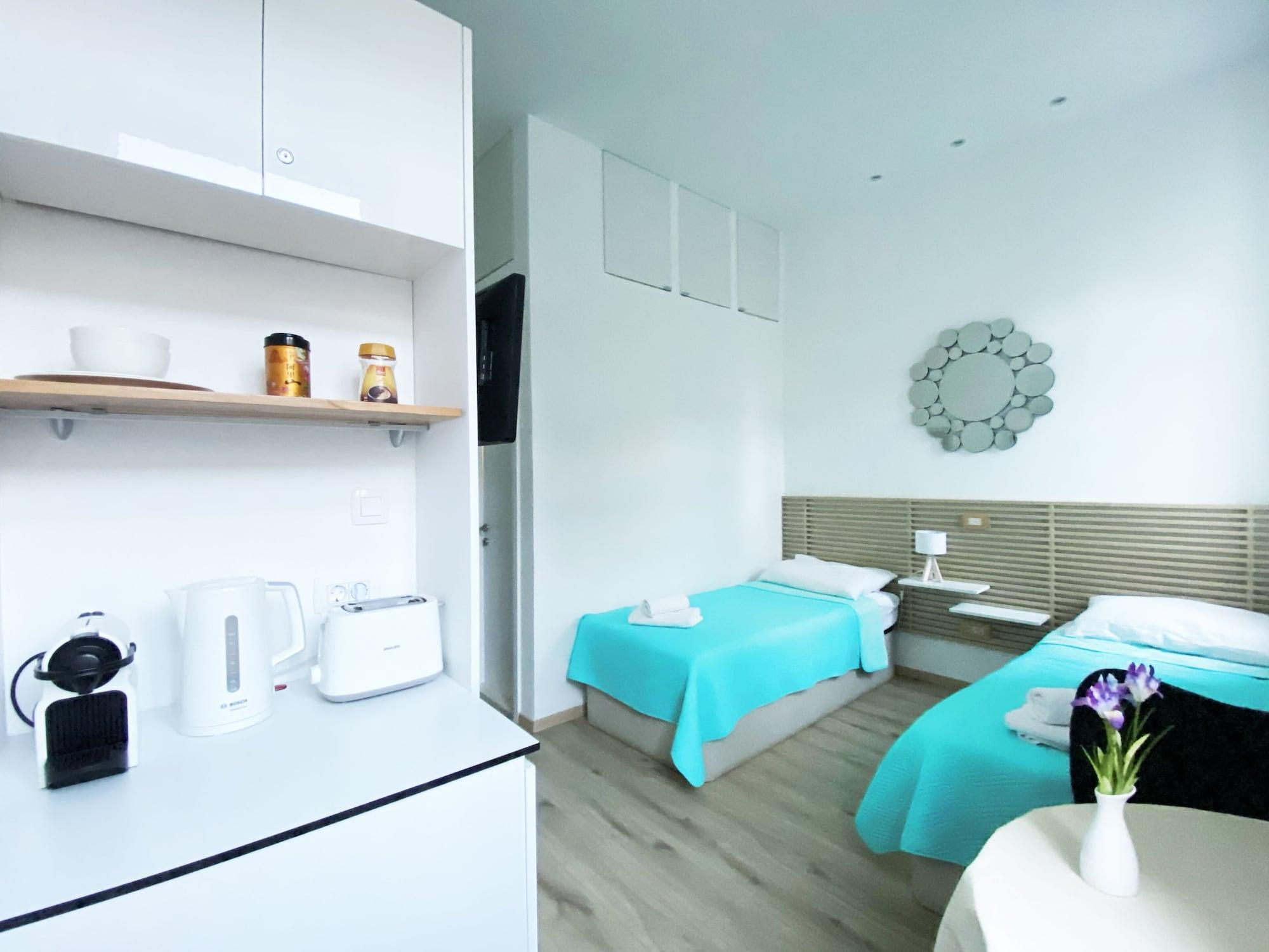 Restaurant En-suite Iris on Rokova Street