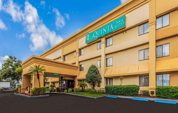 Baymont by Wyndham Orlando South - Hoteles cerca de Cerca del Aeropuerto en Orlando