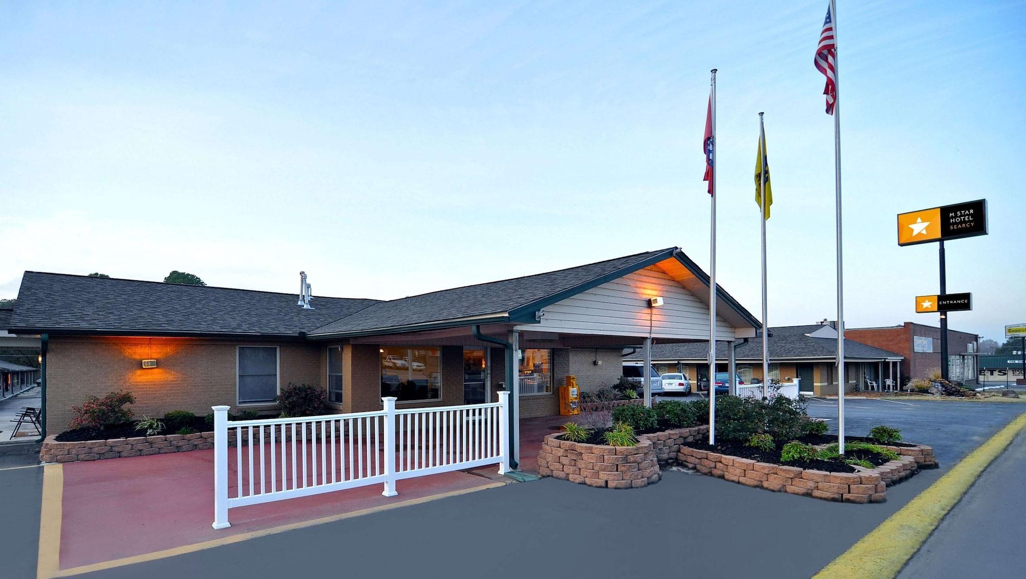 Vista Exterior M star Hotel Searcy