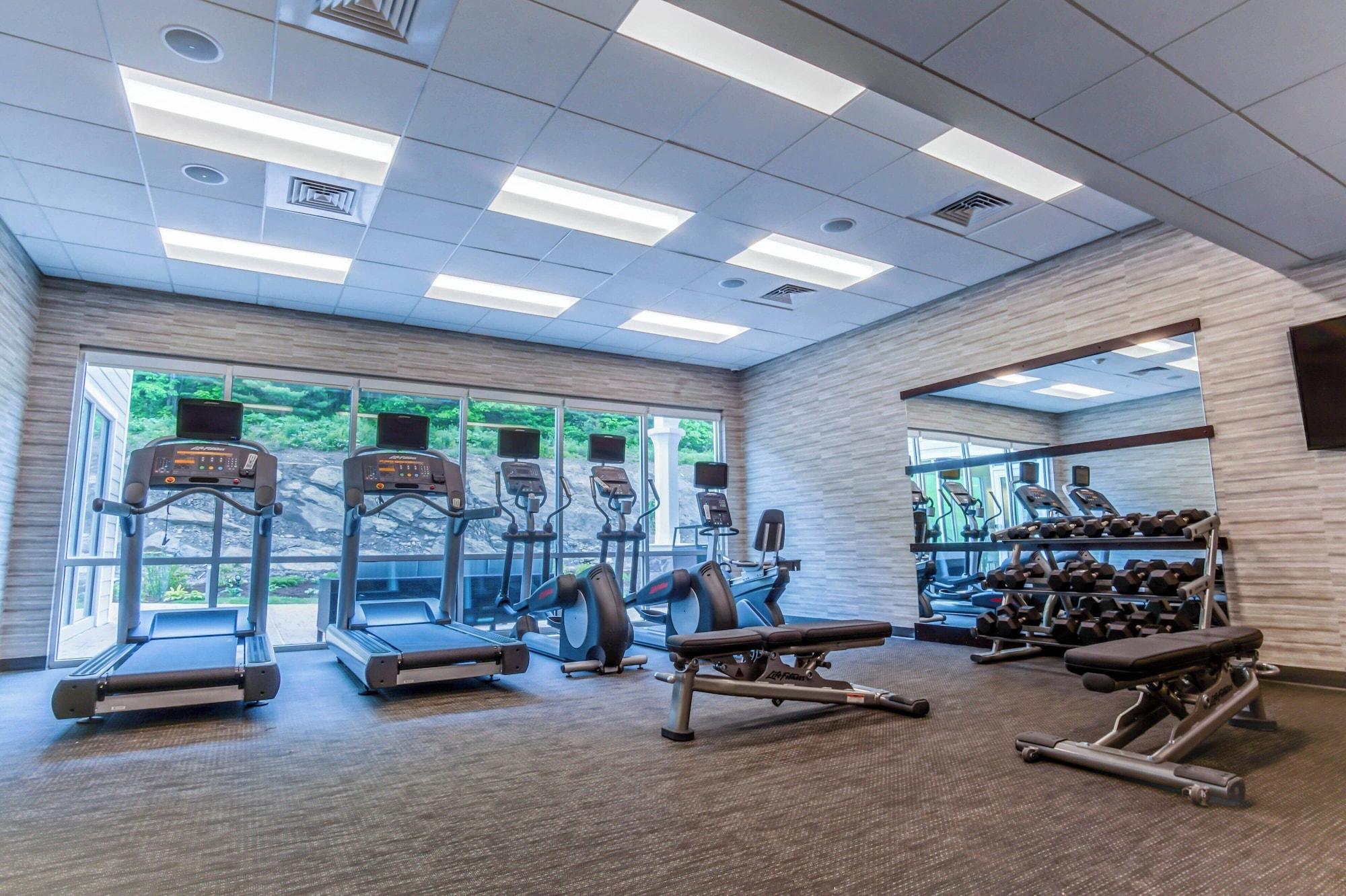 Gimnasio Courtyard by Marriott Lenox Berkshires