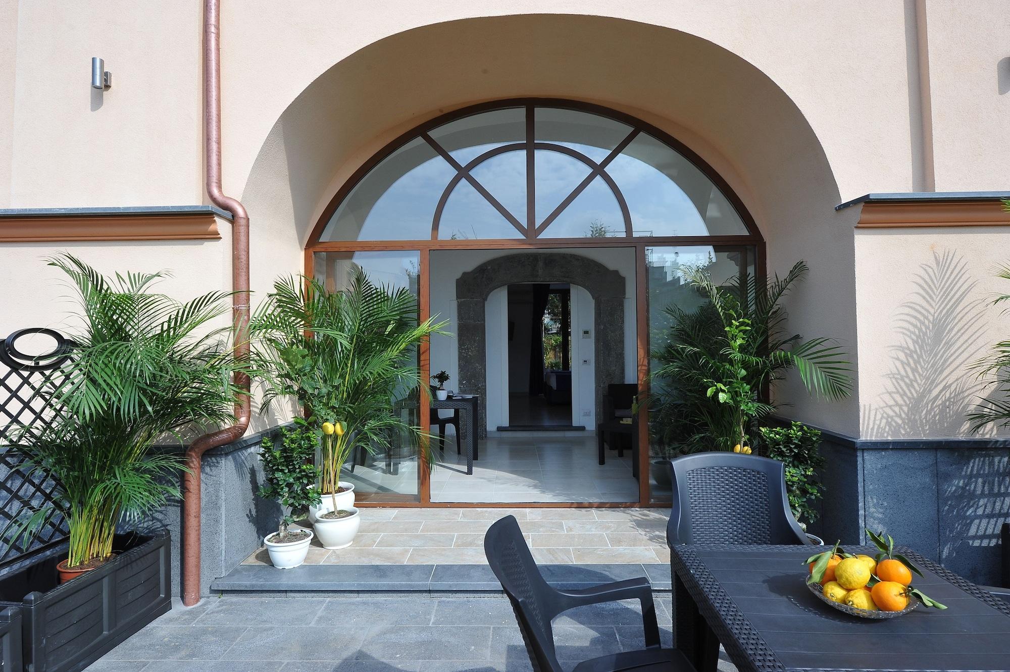 Varios Villa Emanuel