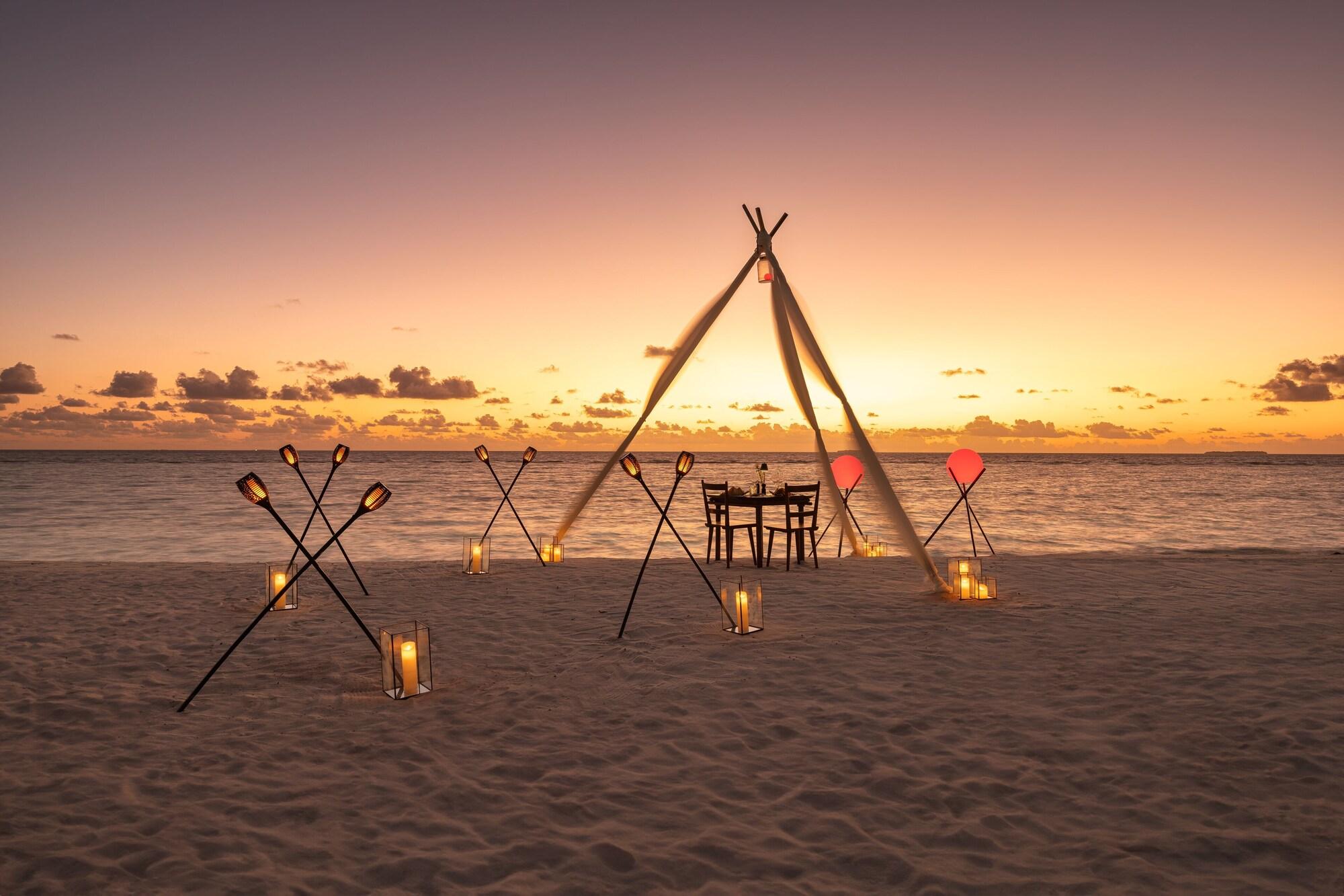 Restaurant Ifuru Island Maldives