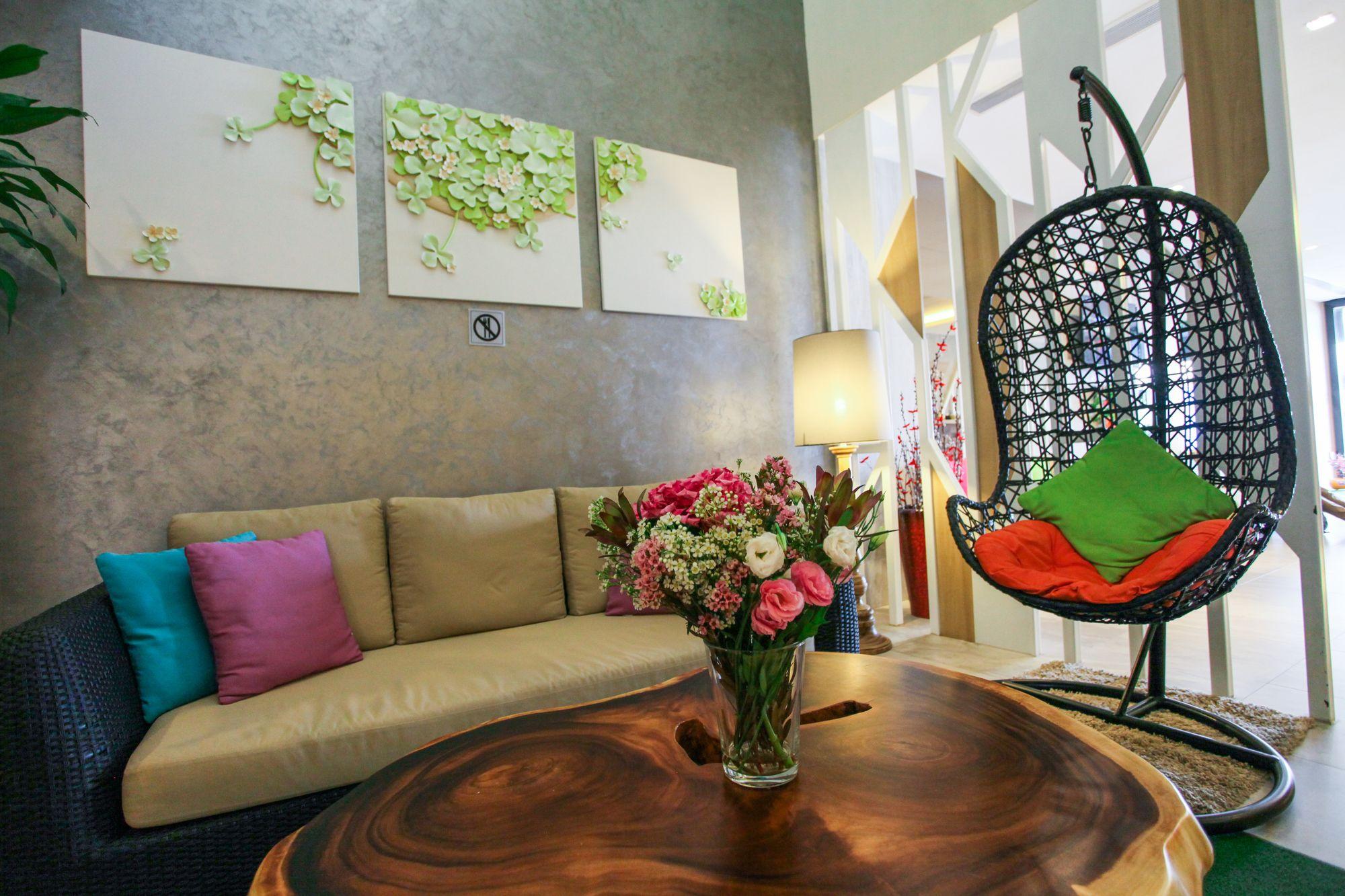 Varios Champion Hotel