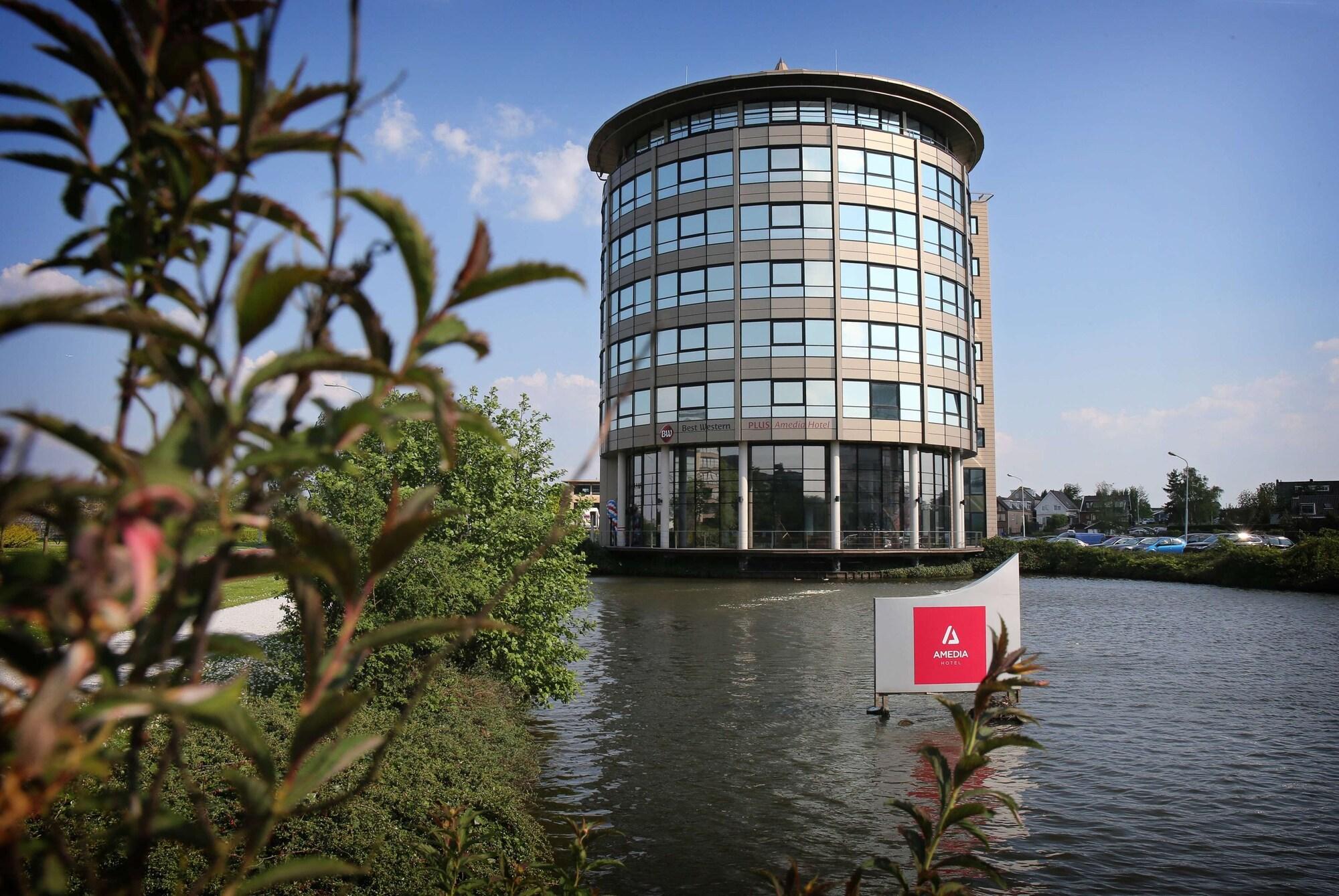 Vista Exterior Amedia Amsterdam Airport, Trademark Collection by Wyndham