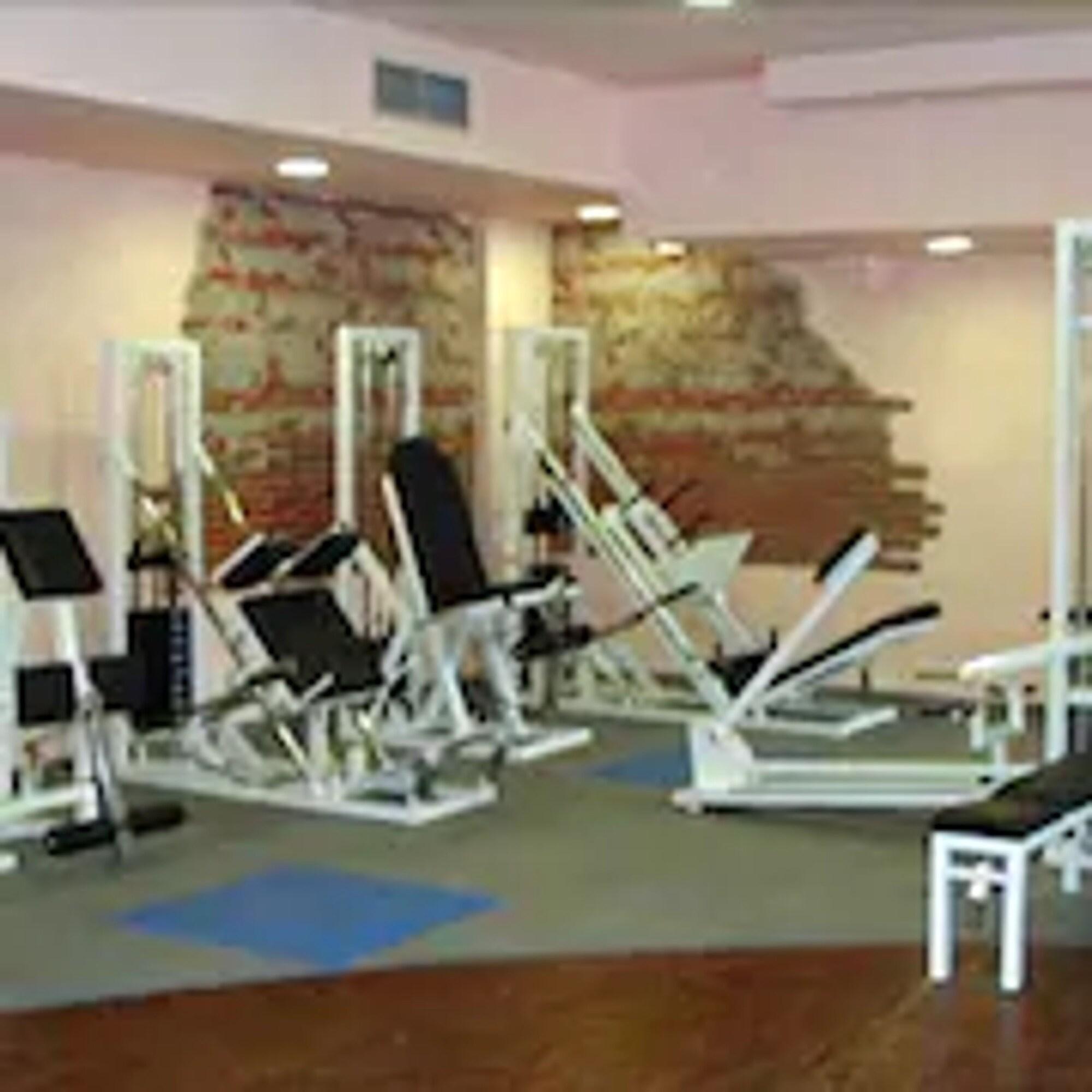 Gimnasio Apartamentos California