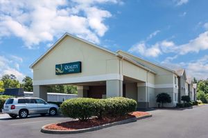 Alojamiento - Quality Inn Warsaw near Rappahannock River