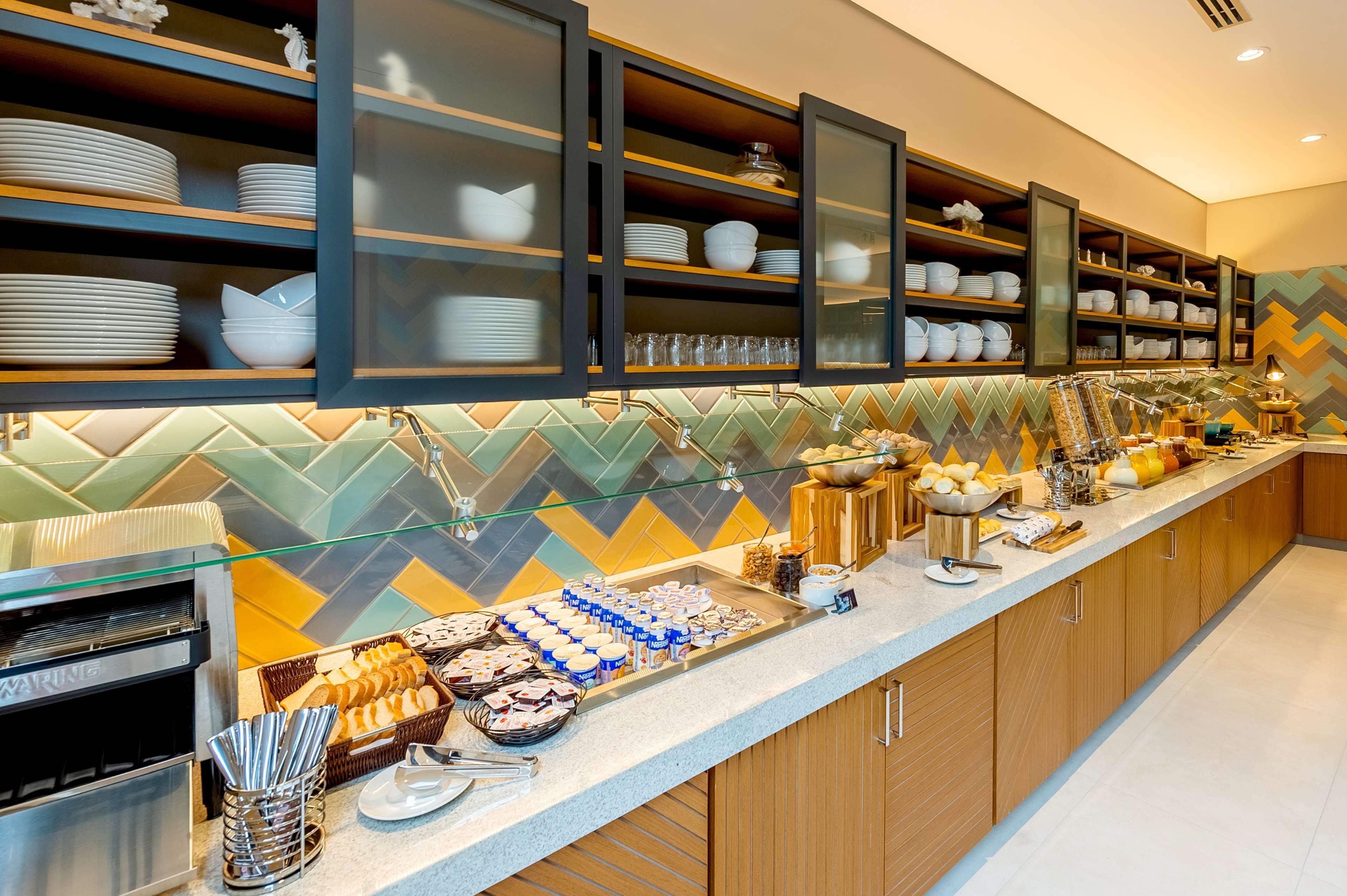 Restaurant Hyatt Place Macae