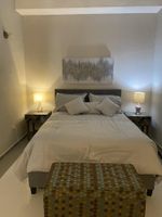 Alquiler Vacacional - Modern Two-Bedroom Apartment near SJU Airport & Isla Verde Beaches