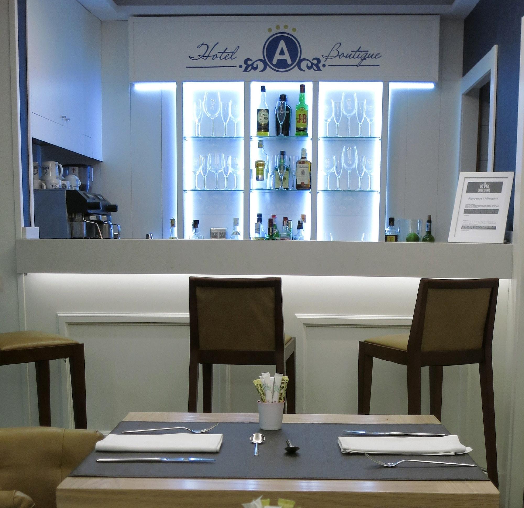 Bar/Salón Hotel Boutique Catedral
