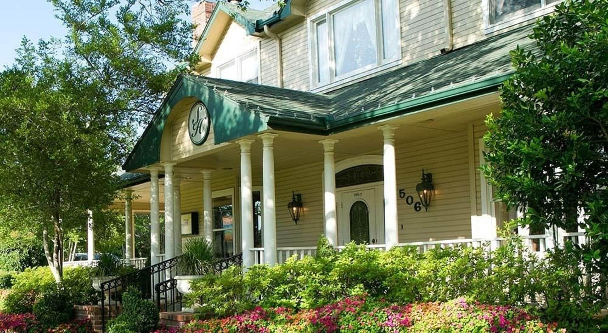 Vista Exterior The Sanford House Inn & Spa