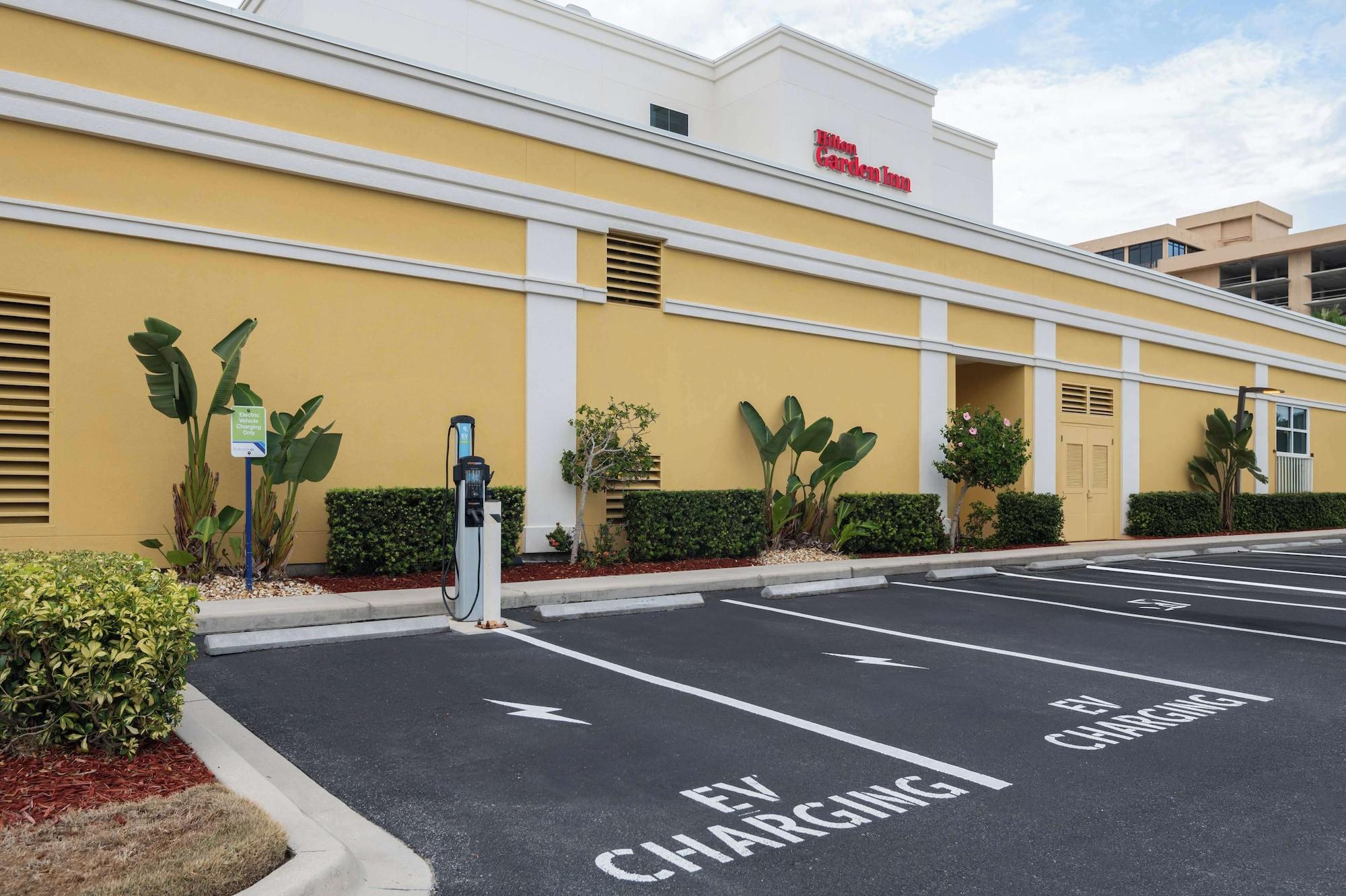 Vista Exterior Hilton Garden Inn Daytona Beach Oceanfront