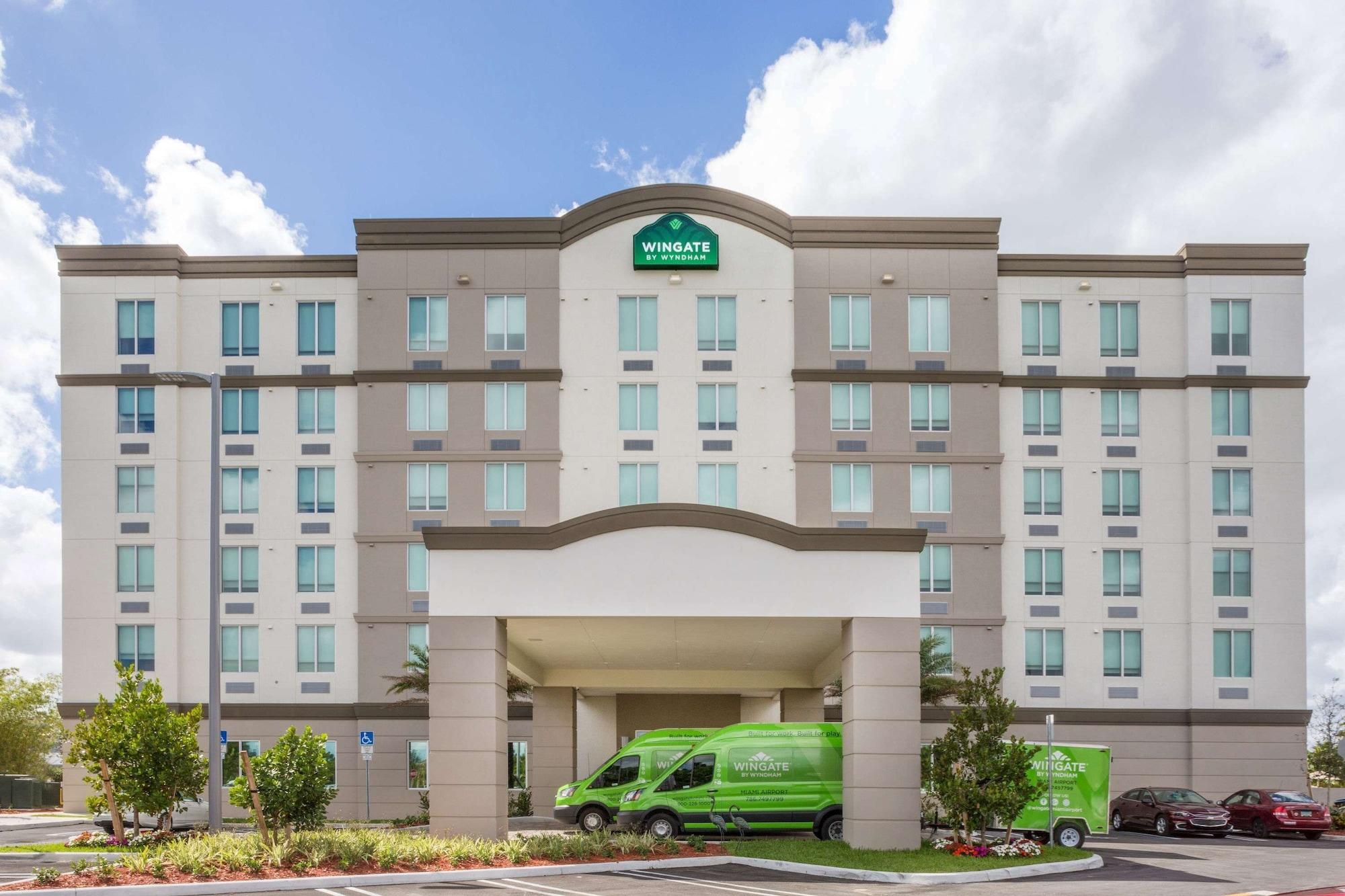 Vista Exterior Wingate By Wyndham Miami Airport