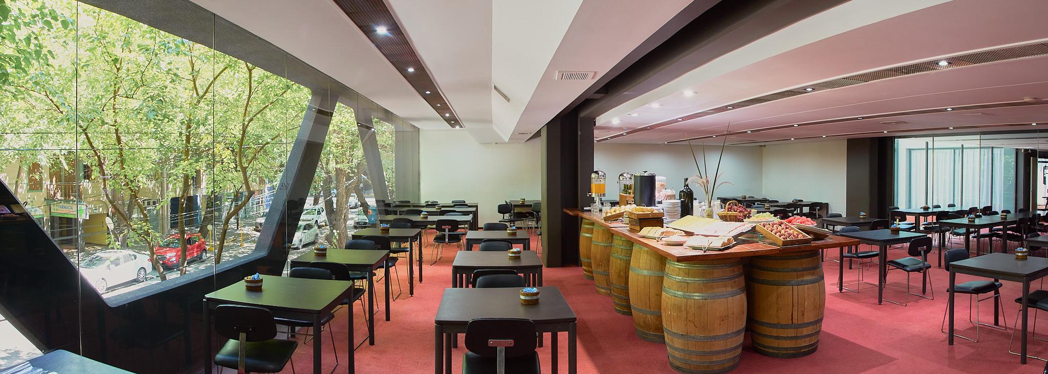 Bar/Salón Hotel Raíces Aconcagua
