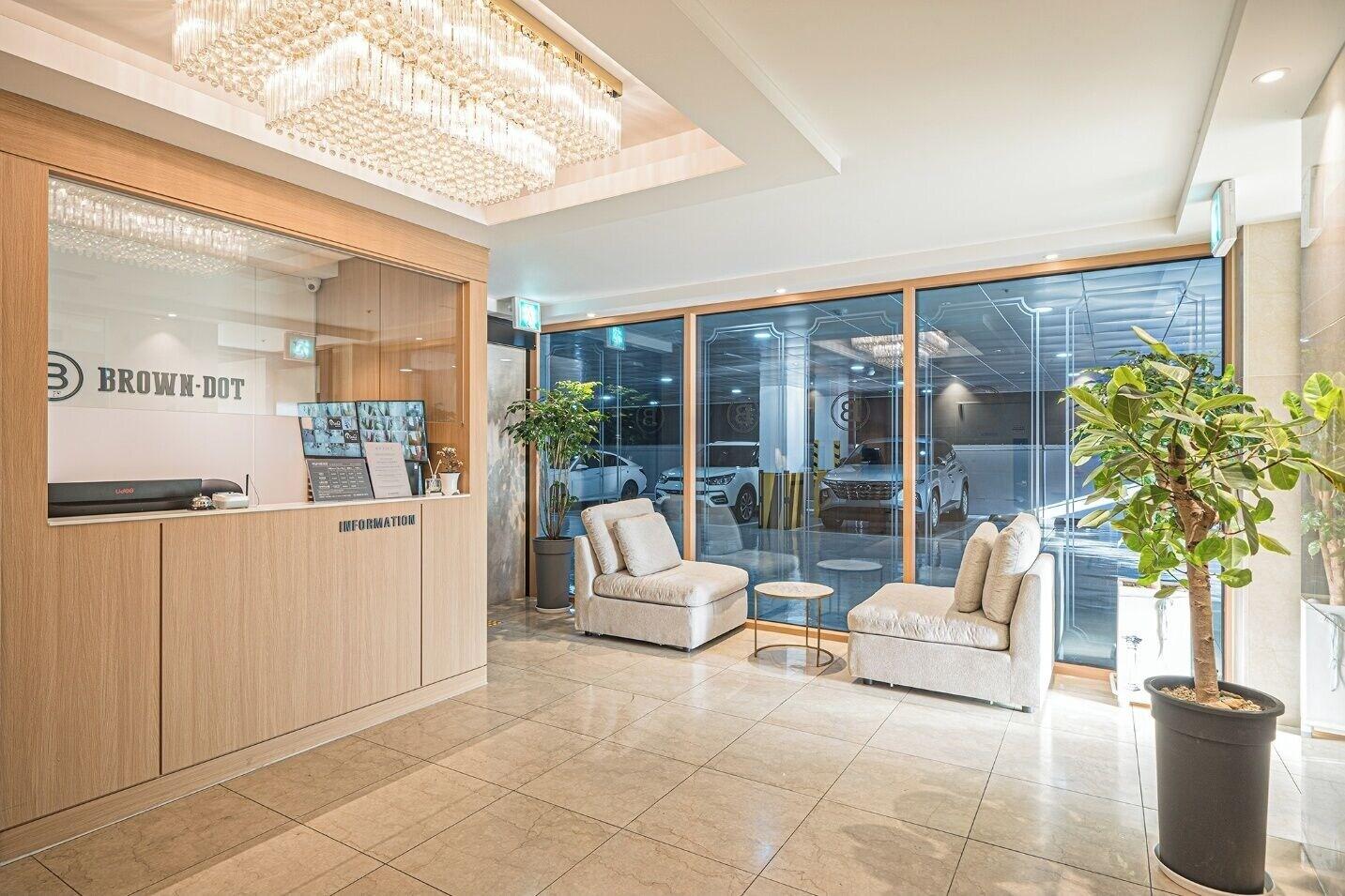 Vista Lobby BrownDot Hotel Bong-Duk