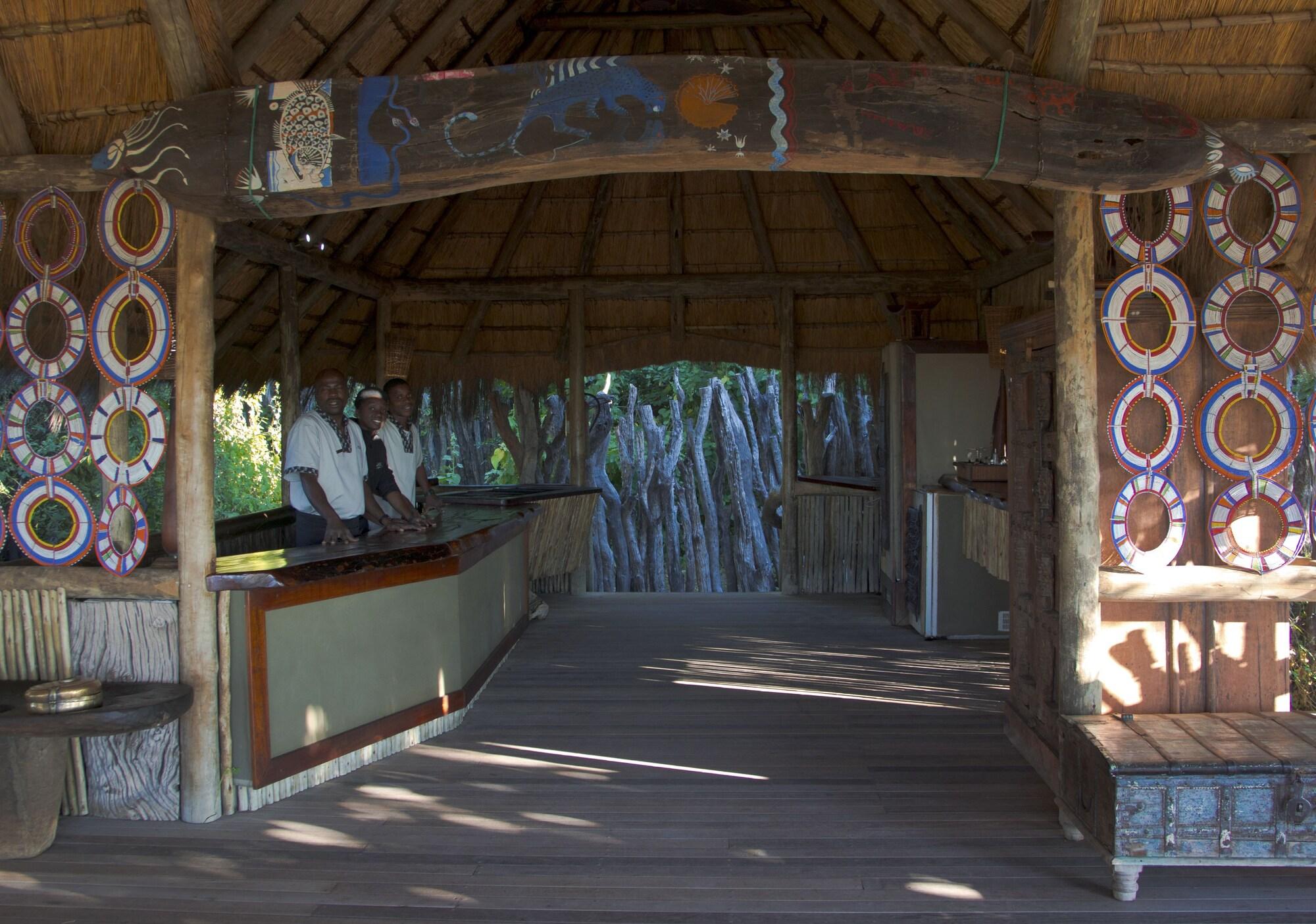 Vista Lobby Selinda Camp